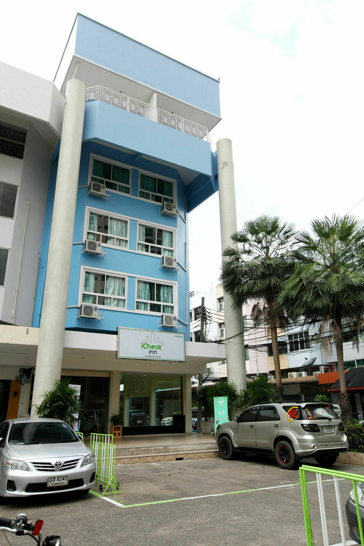 Icheck Inn Sukhumvit 22 Bangkok Exterior photo
